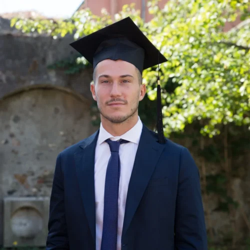 Cappello/Tocco di laurea di ottima qualità